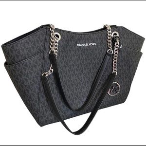 NWT Brand New Michael Kors Jet Set Logo Tote. Unopened. Christmas Gift!